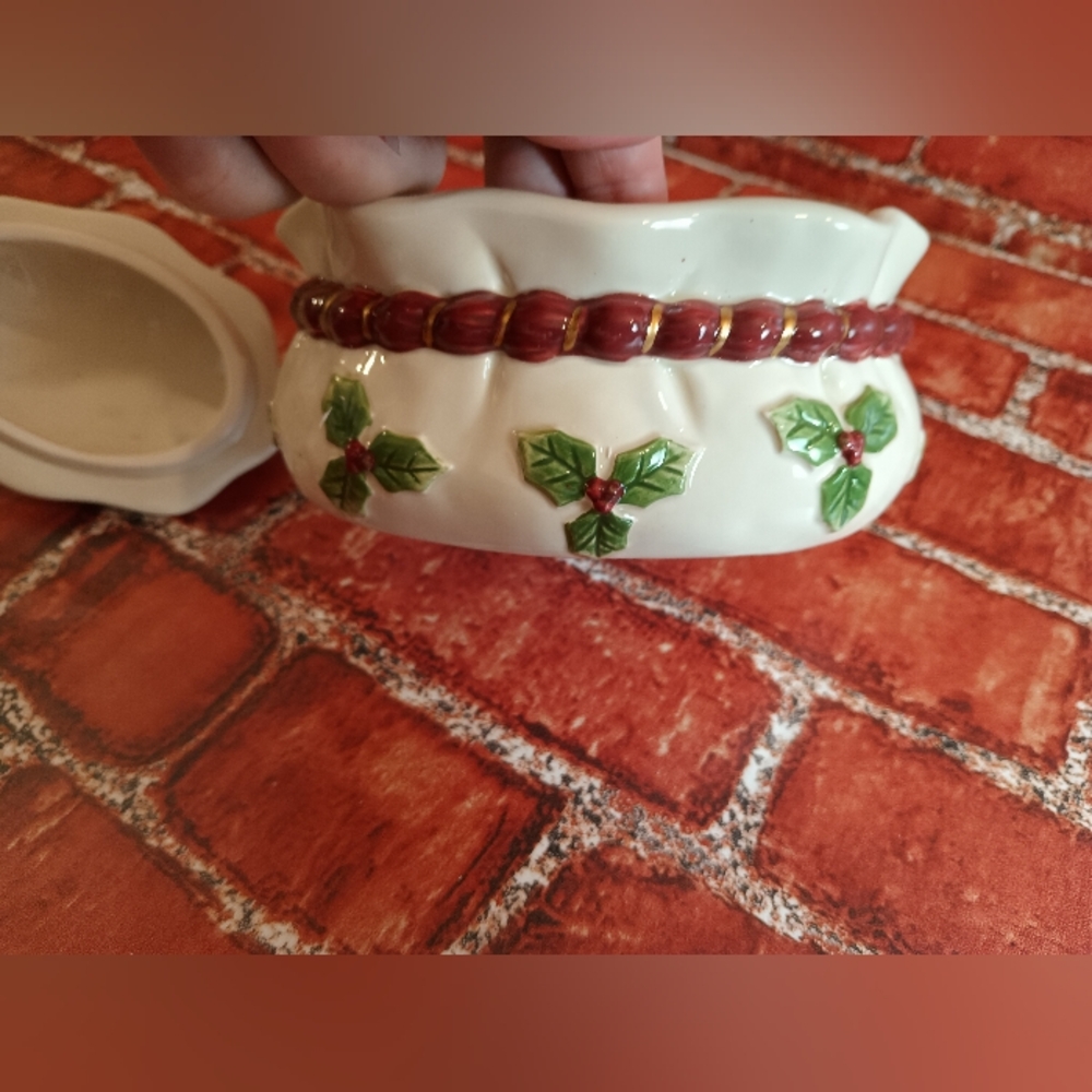 𝑭𝒊𝒕𝒛 & 𝑭𝒍𝒐𝒚𝒅 𝟖𝟎'𝒔 𝑫𝒆𝒄𝒌 𝑻𝒉𝒆 𝑯𝒂𝒍𝒍𝒔 𝑪𝒆𝒓𝒂𝒎𝒊𝒄 𝑩𝒐𝒙 - Picture 13 of 16